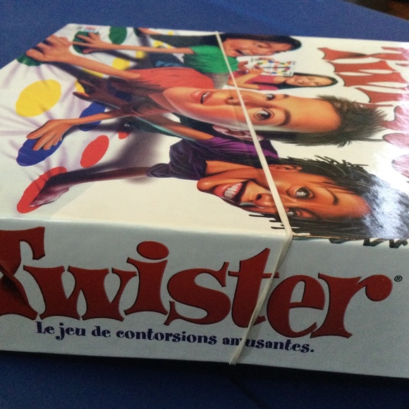 Twister - Picture 6 of 6